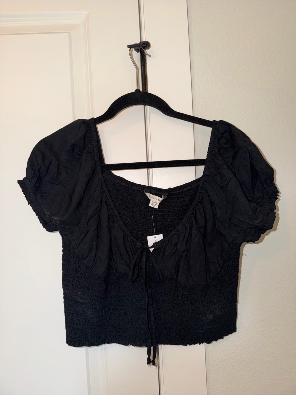 Black Smocked Puff-Sleeve Crop Top - American Eagle